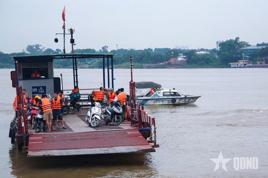 Bảo đảm an toàn giao thông đường thủy trong mưa lũ
